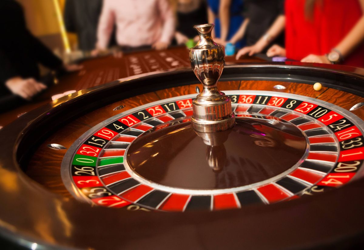 Lucky 102 Game کیسینو میں پوکر گیمز